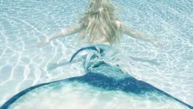Mermaiding: la nuova disciplina in cui si nuota come le sirene