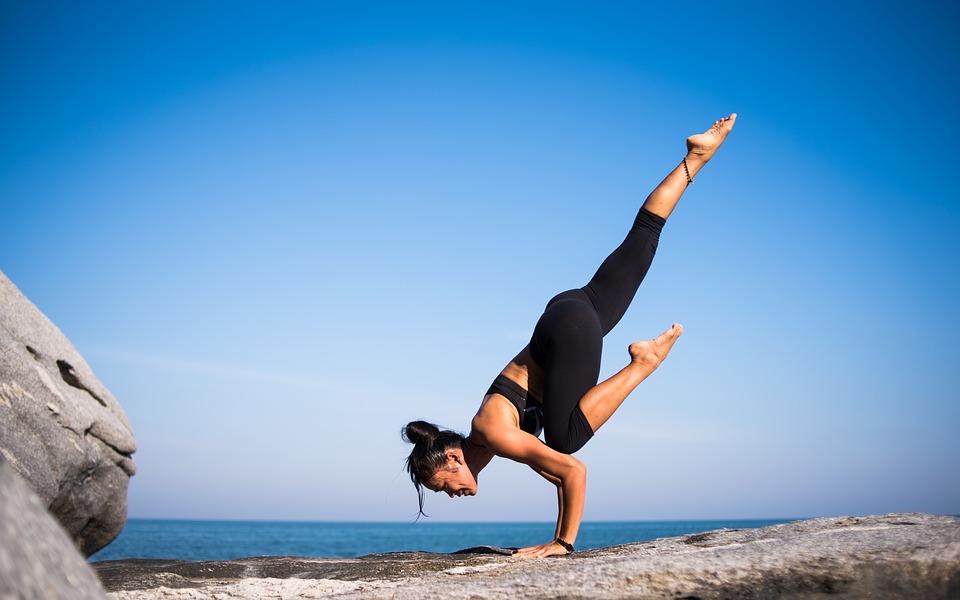 Yoga: caratteristiche e benefici della disciplina orientale