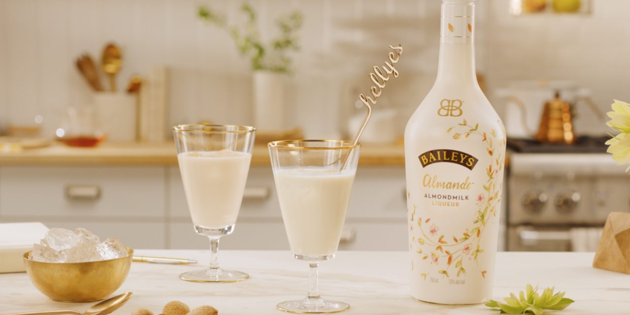 In arrivo il Baileys vegano realizzato con latte di mandorla