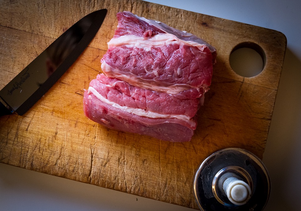 In arrivo la carne creata in laboratorio: nei ristoranti entro fine 2018