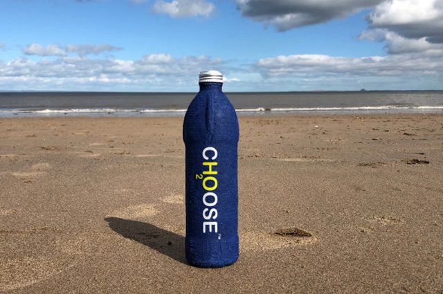 Acqua in bottiglia: addio alla plastica grazie a Choose Water