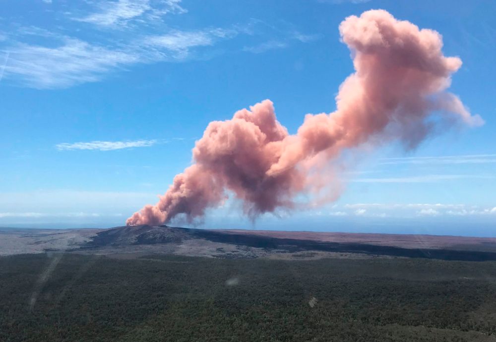 Hawaii, erutta il vulcano Kilauea: le immagini [VIDEO]