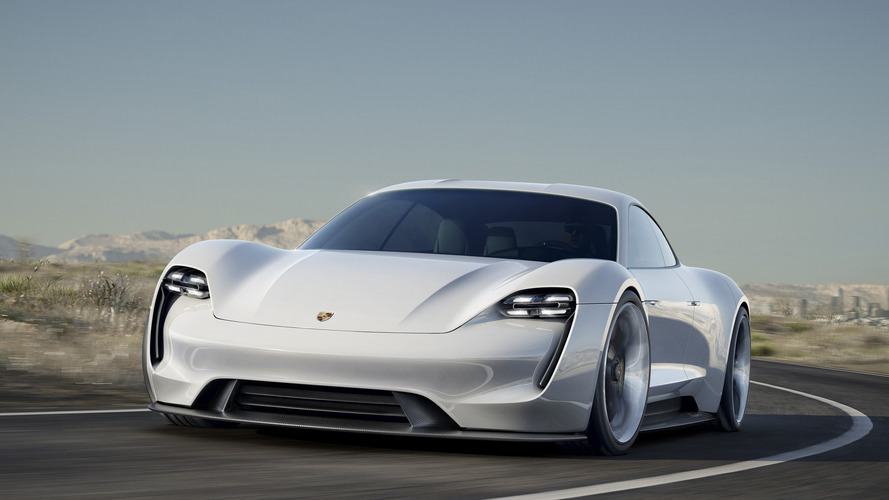 Taycan, presentata la prima auto elettrica della Porsche