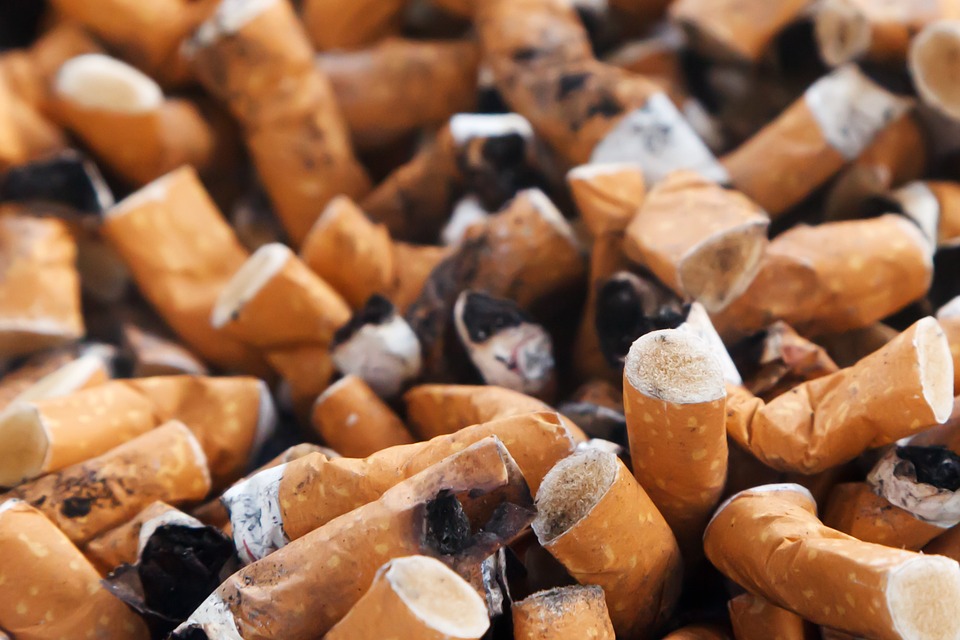 Mozziconi di sigaretta al primo posto tra i rifiuti prodotti dall'uomo