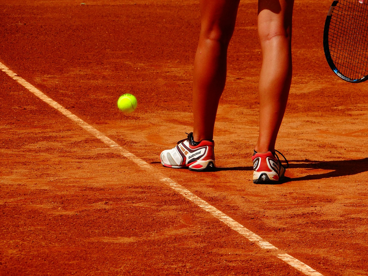 Il tennis allunga la vita: è lo sport migliore per la salute