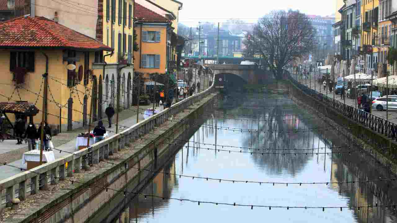 Milano Navigli sistema pulizia acqua