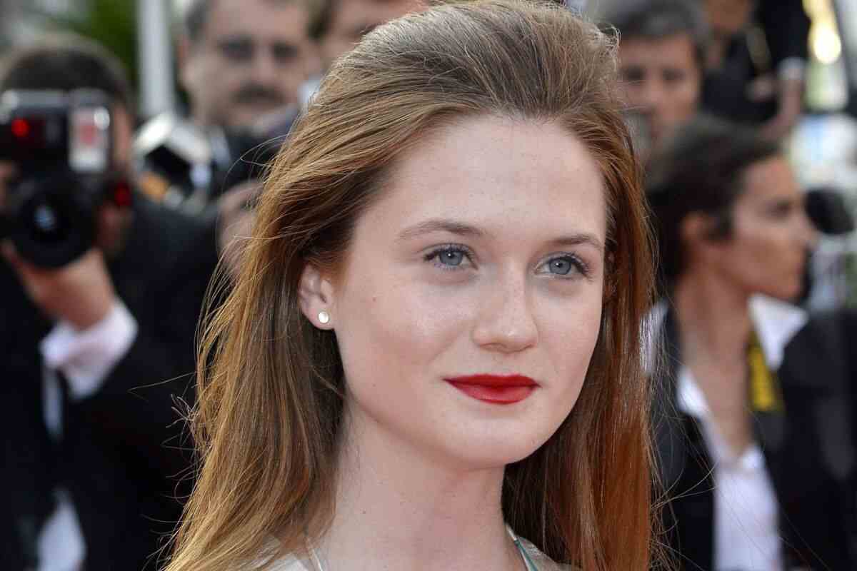 Bonnie Wright abito da sposa