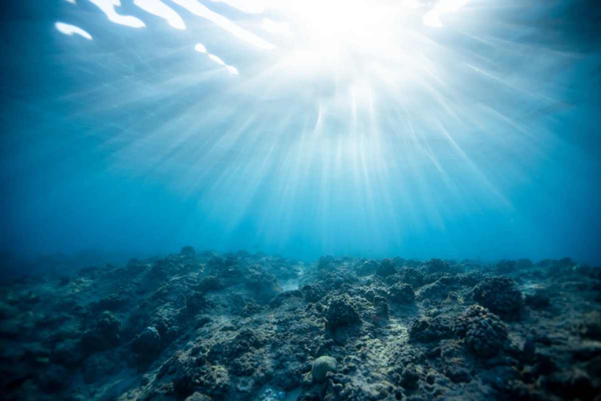 oceano nelle profondità della terra