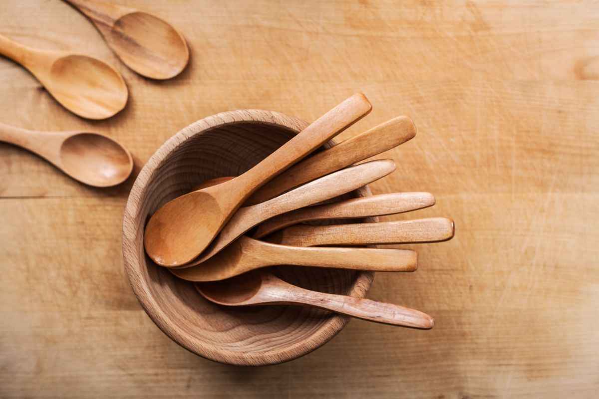 come igienizzare i mestoli in legno