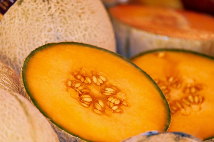 Quali sono i rischi per chi mangia troppo melone