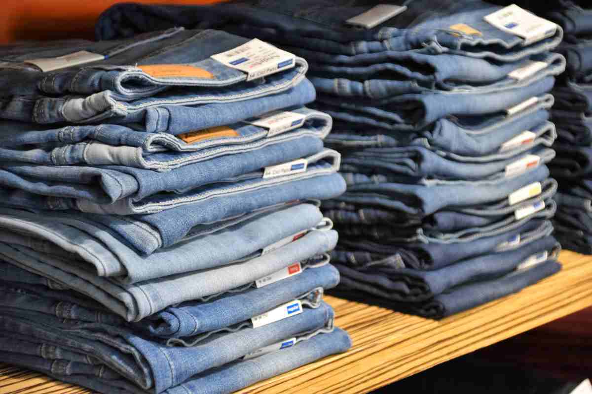 Don't throw away your old jeans