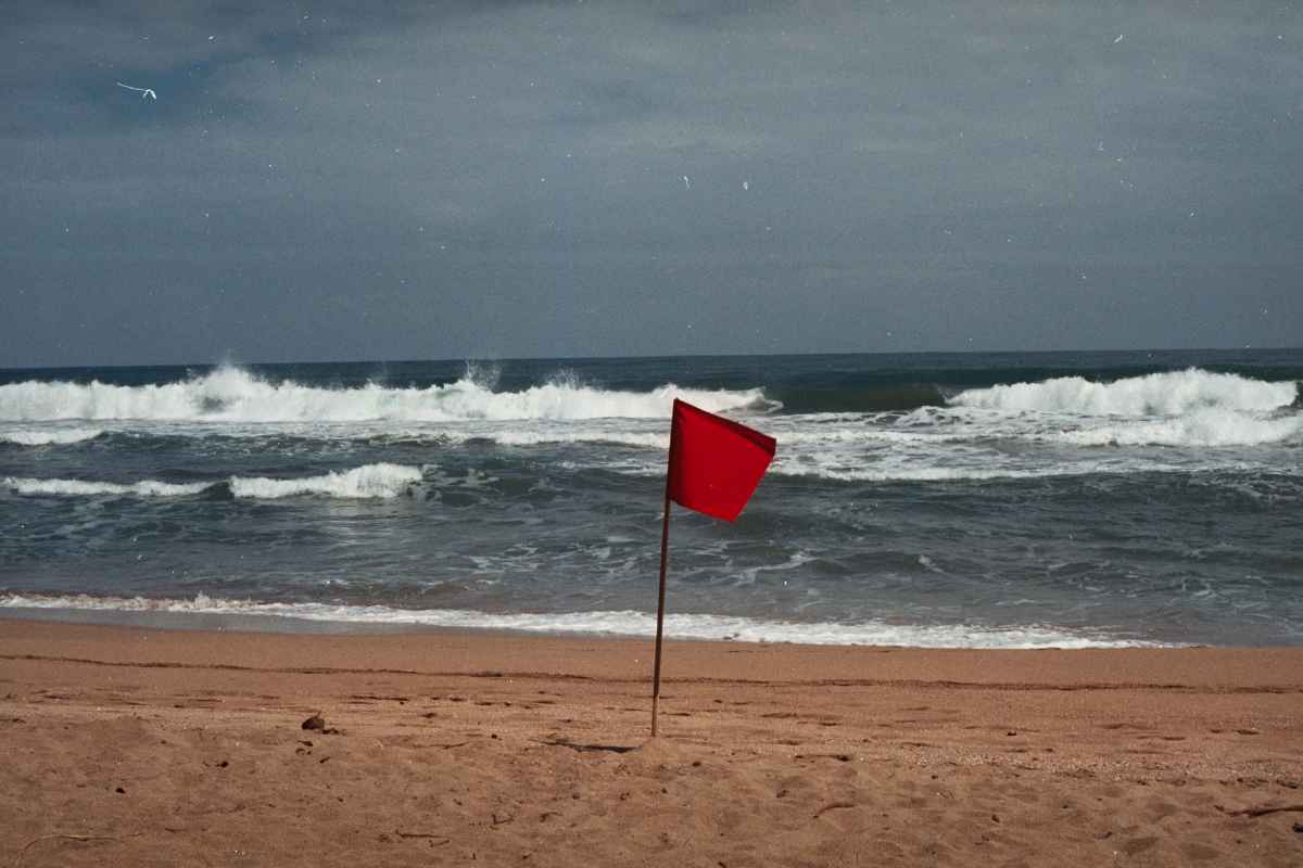 Fare il bagno con la bandiera rossa