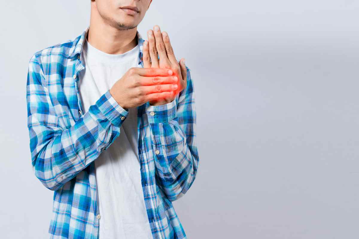 disturbo diffuso alle mani