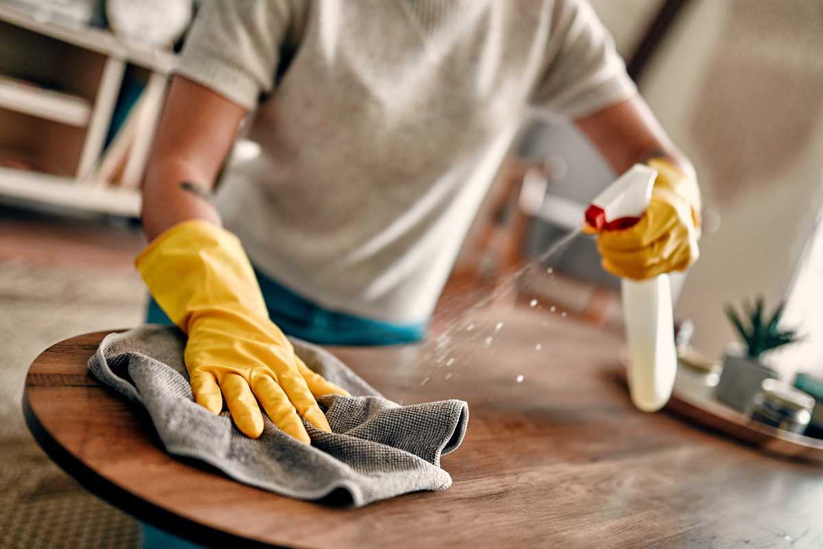 come pulire casa con poco tempo disposizione