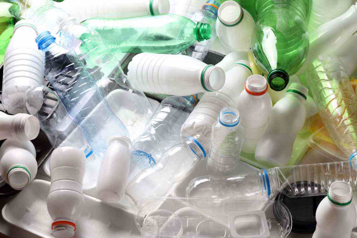 Imballaggi di plastica, perché eliminarli