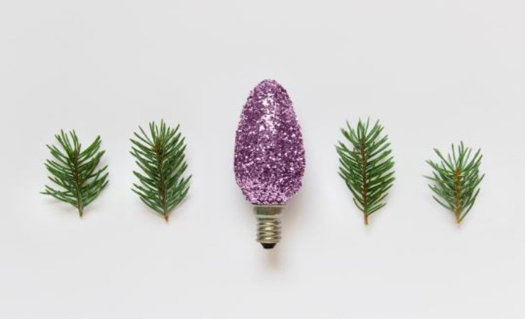 riciclo lampadine addobbi natalizi