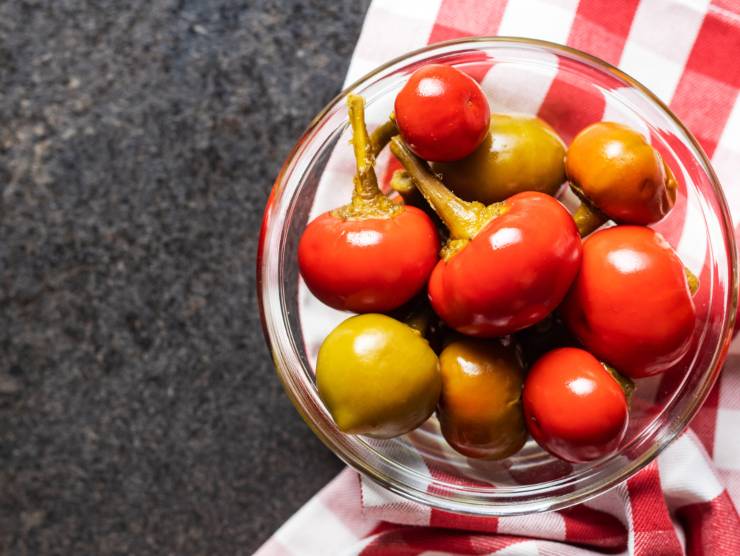 preparare peperoncini ripieni