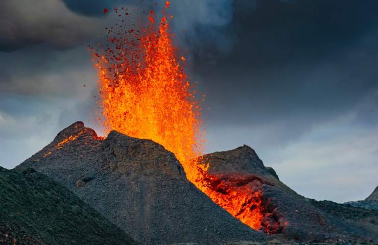 evacuazione per imminente eruzione