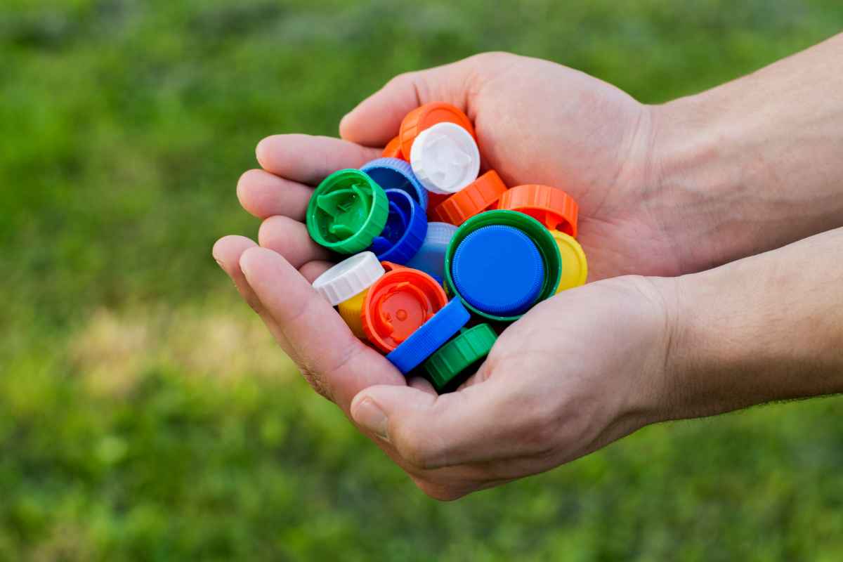 tappi plastica come riciclare
