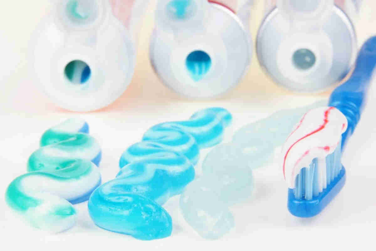 riciclare dentifricio