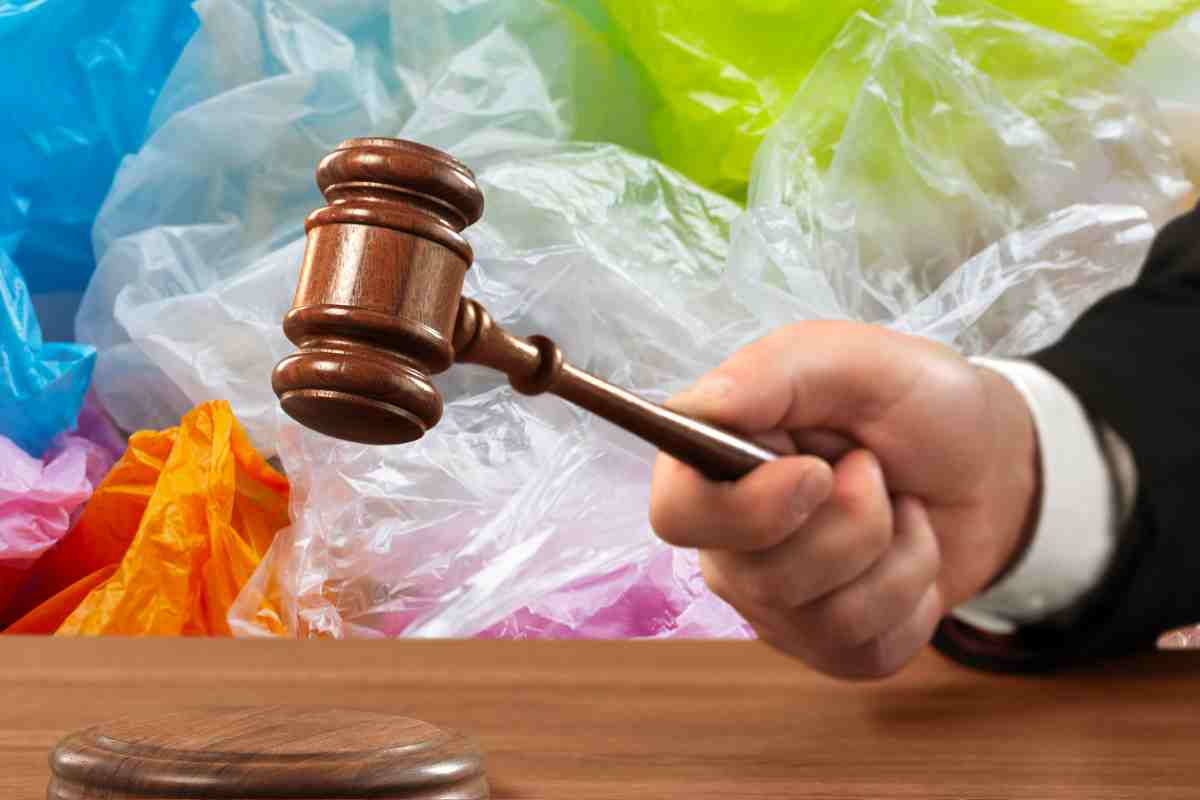 Sacchetti di plastica, il No al divieto dalla Corte UE