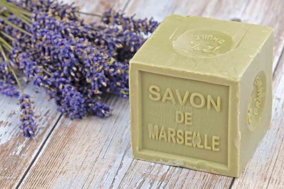Sapone di Marsiglia bucato morbido