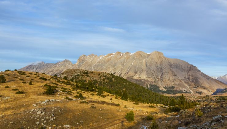inverno senza neve in montagna