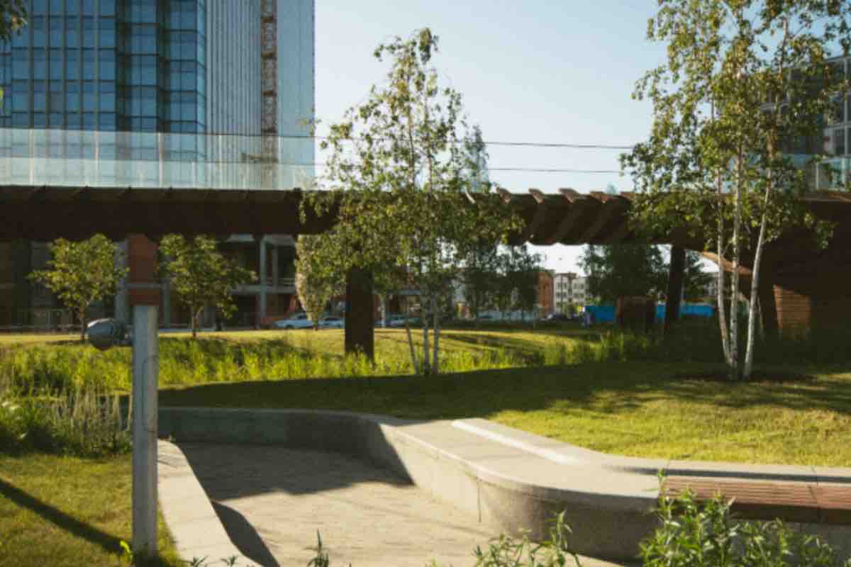 Condominio, nelle aree comuni si possono mettere piante o fiori?