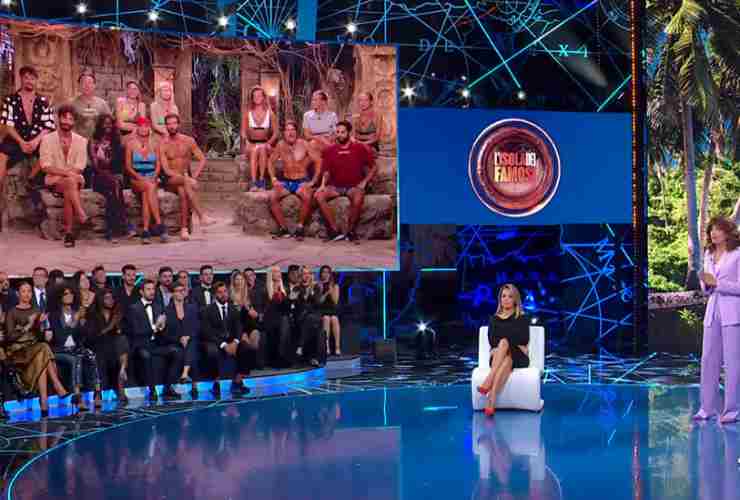Isola dei Famosi, Luxuria placa gli animi del gruppo