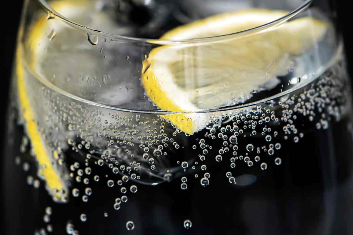 acqua e limone al mattino fa dimagrire davvero?