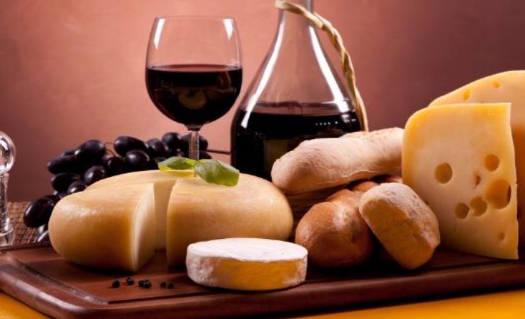 i tre cibi che fanno bene al cervello