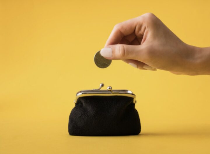 Con le spese quotidiane in aumento e gli stipendi che spesso non bastano a coprire le necessità