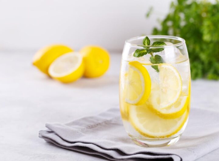 Acqua e limone al mattino