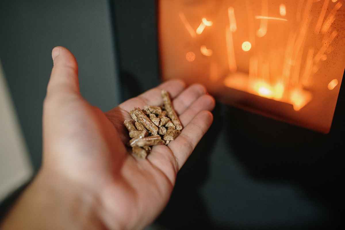 Con un sacco di pellet da 15 kg quanto tempo riscaldo: la risposta è questa